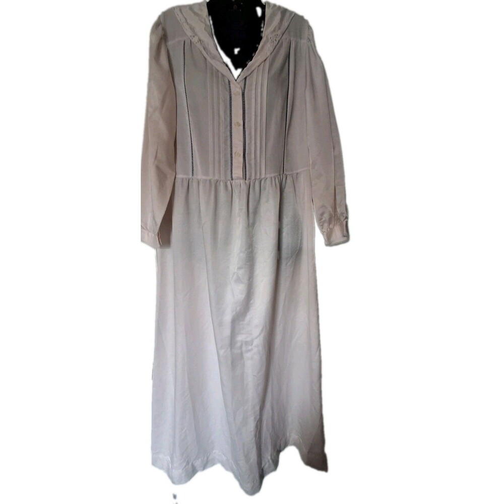 Vintage Character Nightgown House Dress Medium Eyelet Prairie Cottagecore Granny